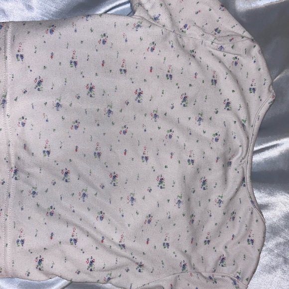 Small white floral crop top - Picture 3 of 3